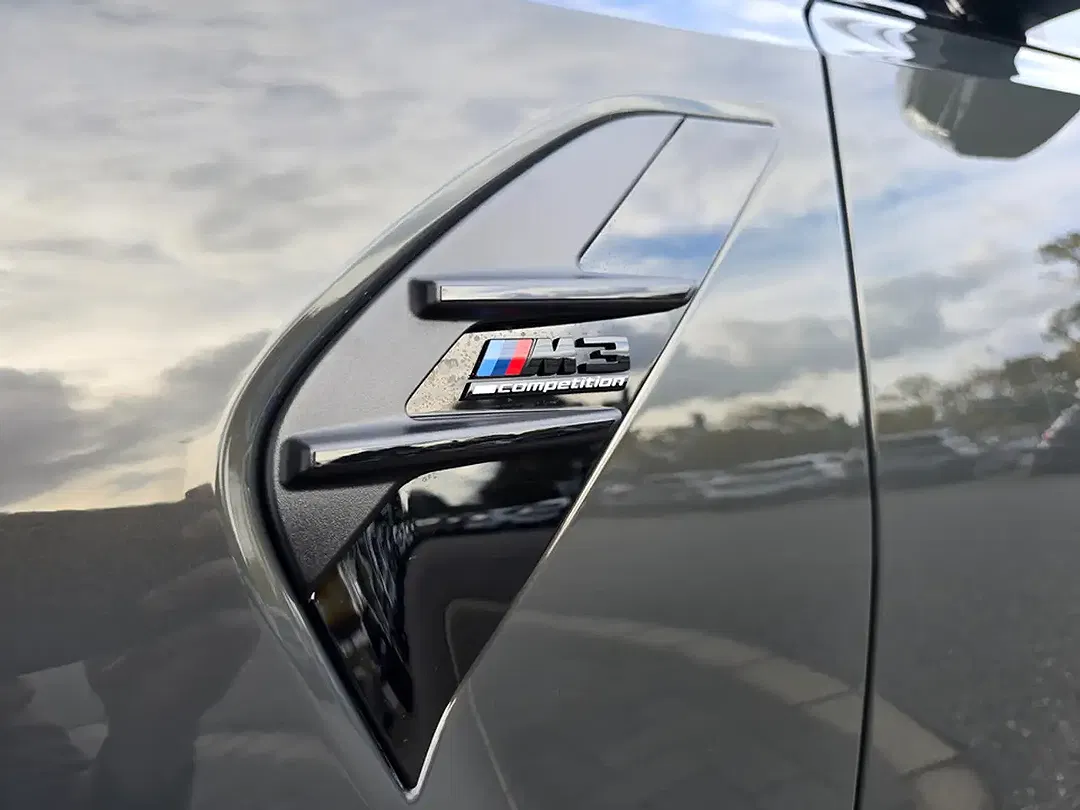 BMW M3 - Thumbnail 8