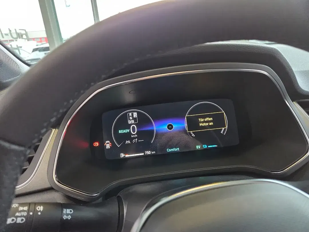 Renault Captur - Thumbnail 12