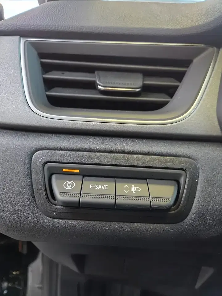 Renault Captur - Thumbnail 13