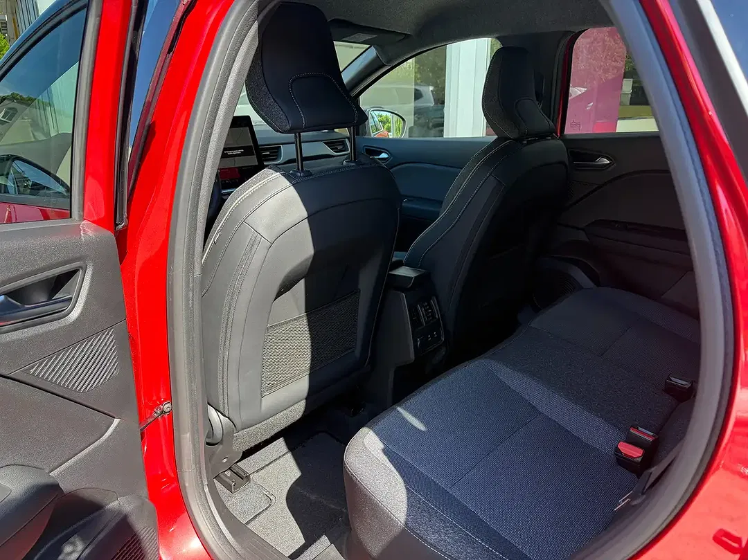Renault Captur - Thumbnail 13