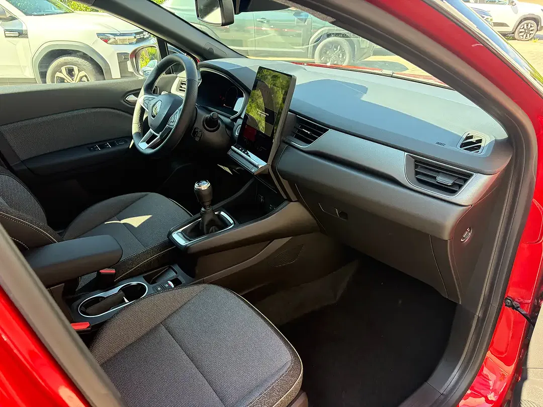Renault Captur - Thumbnail 17