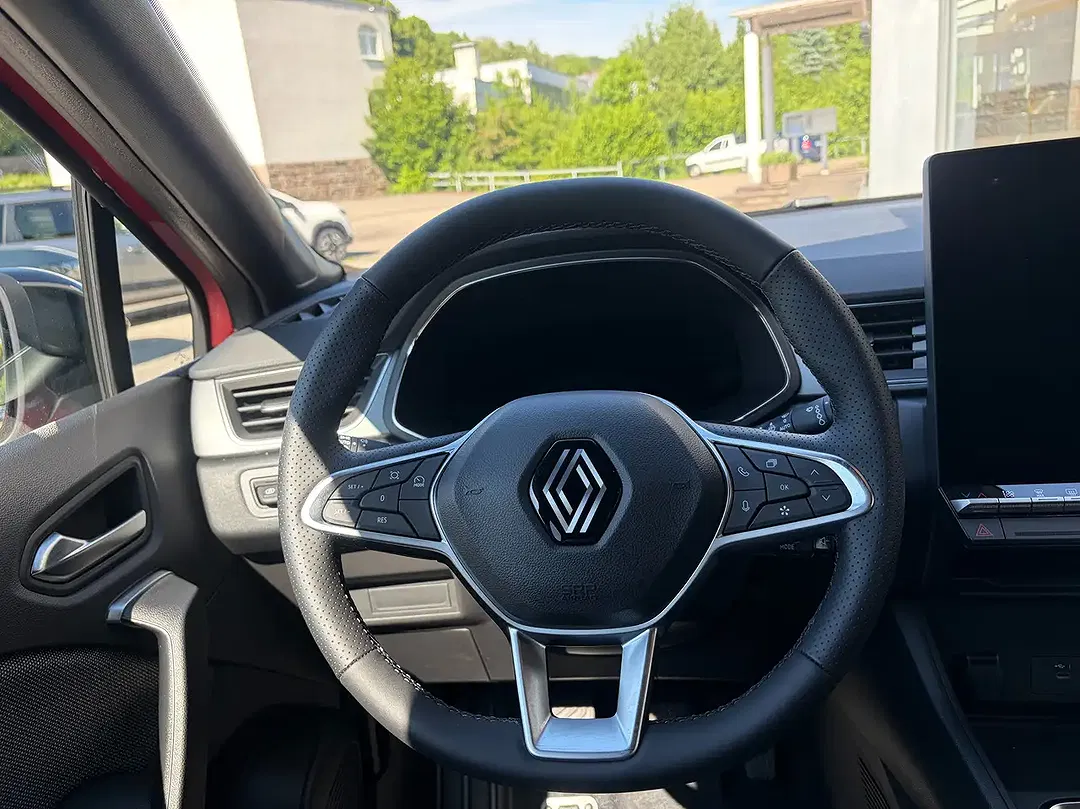 Renault Captur - Thumbnail 19
