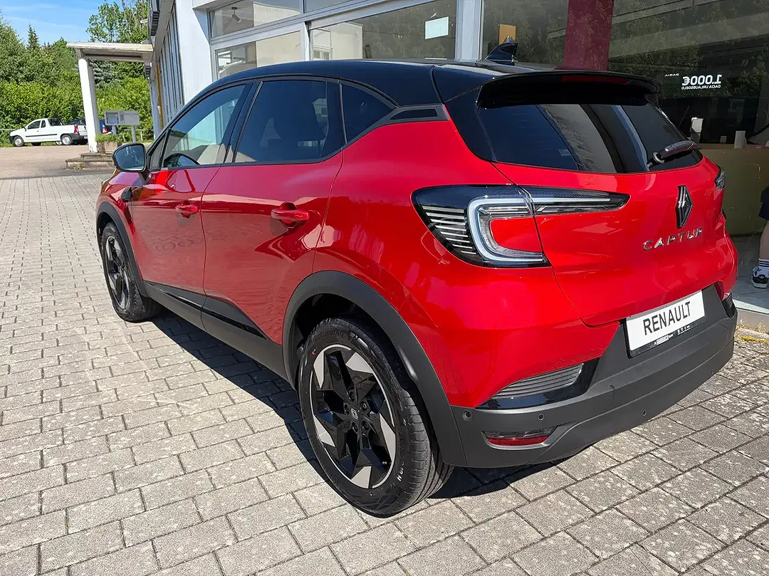 Renault Captur - Thumbnail 5