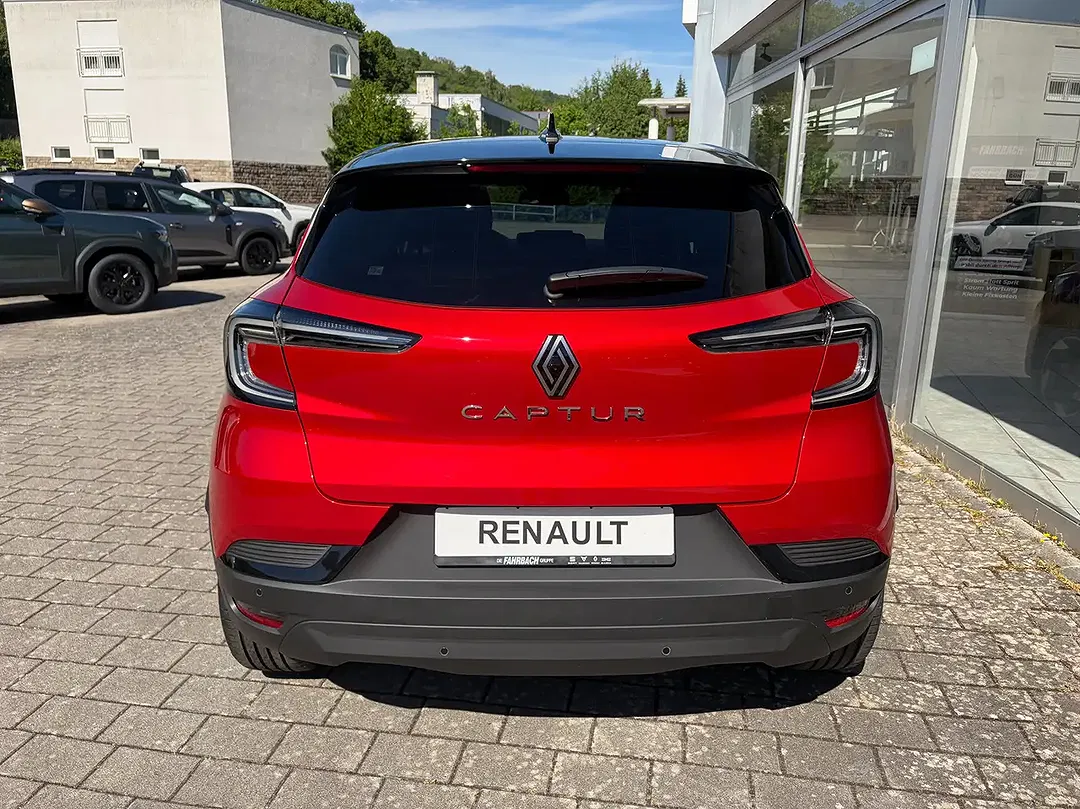 Renault Captur - Thumbnail 6