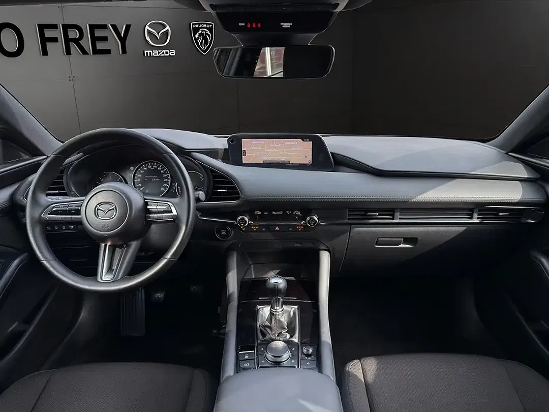 Mazda 3 - Thumbnail 20