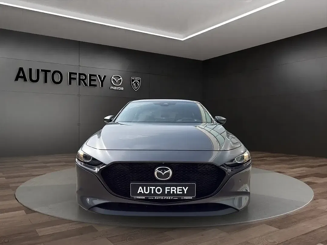Mazda 3 - Thumbnail 5