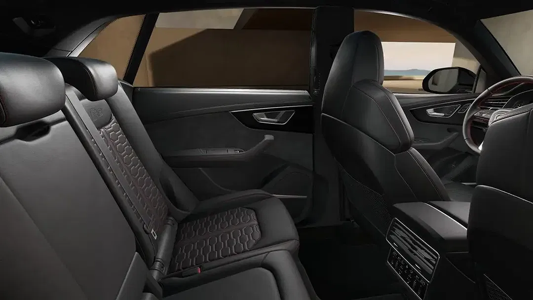 Audi RS Q8 - Thumbnail 12