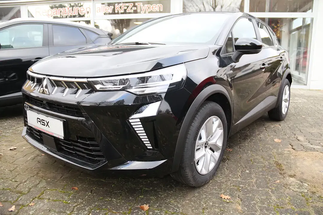 Mitsubishi ASX - Thumbnail 2