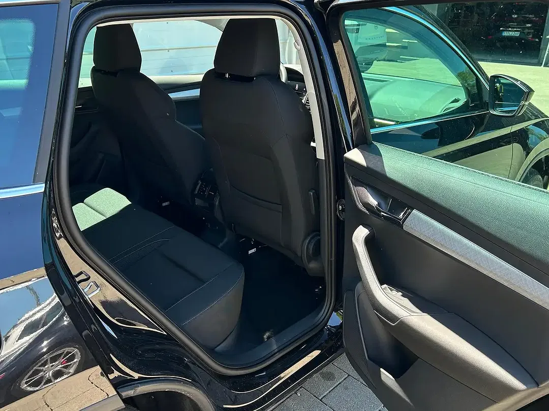 Skoda Karoq - Thumbnail 13