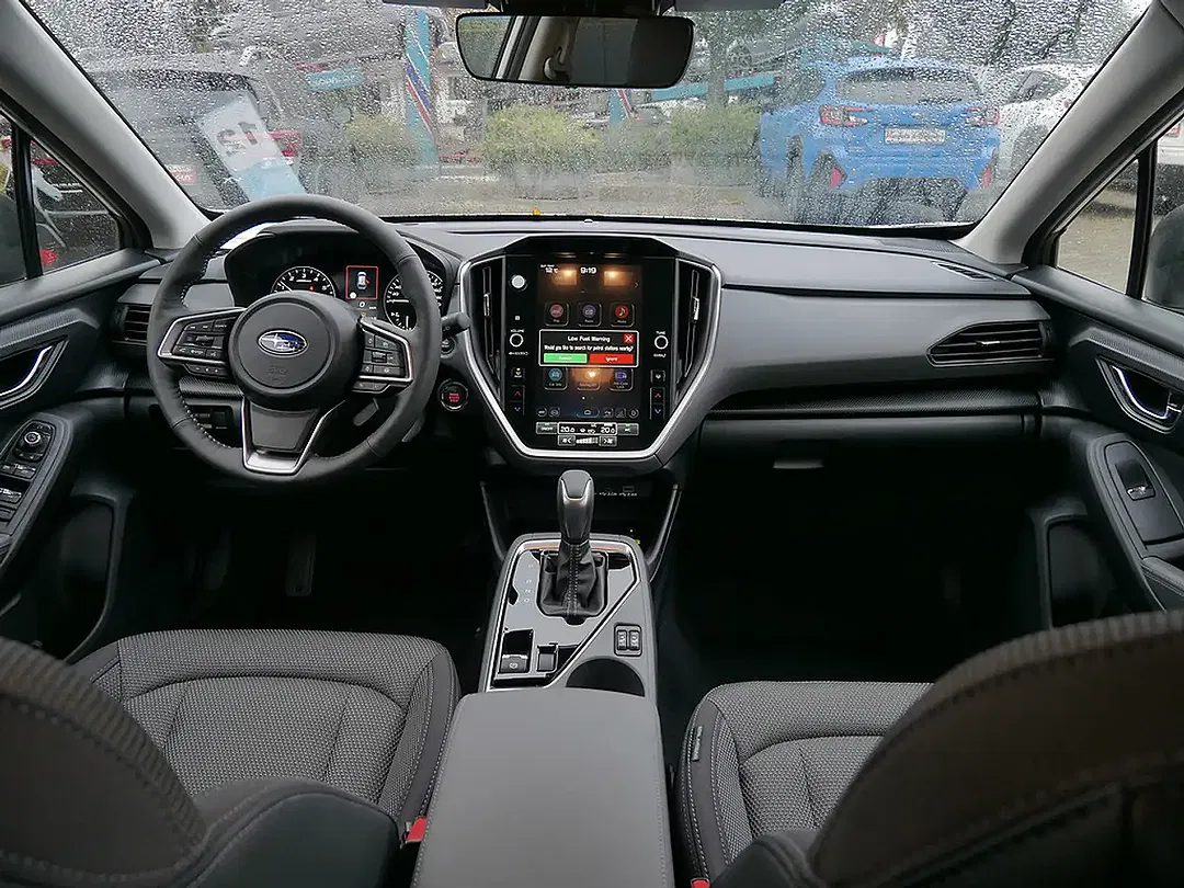 Subaru Crosstrek - Thumbnail 11