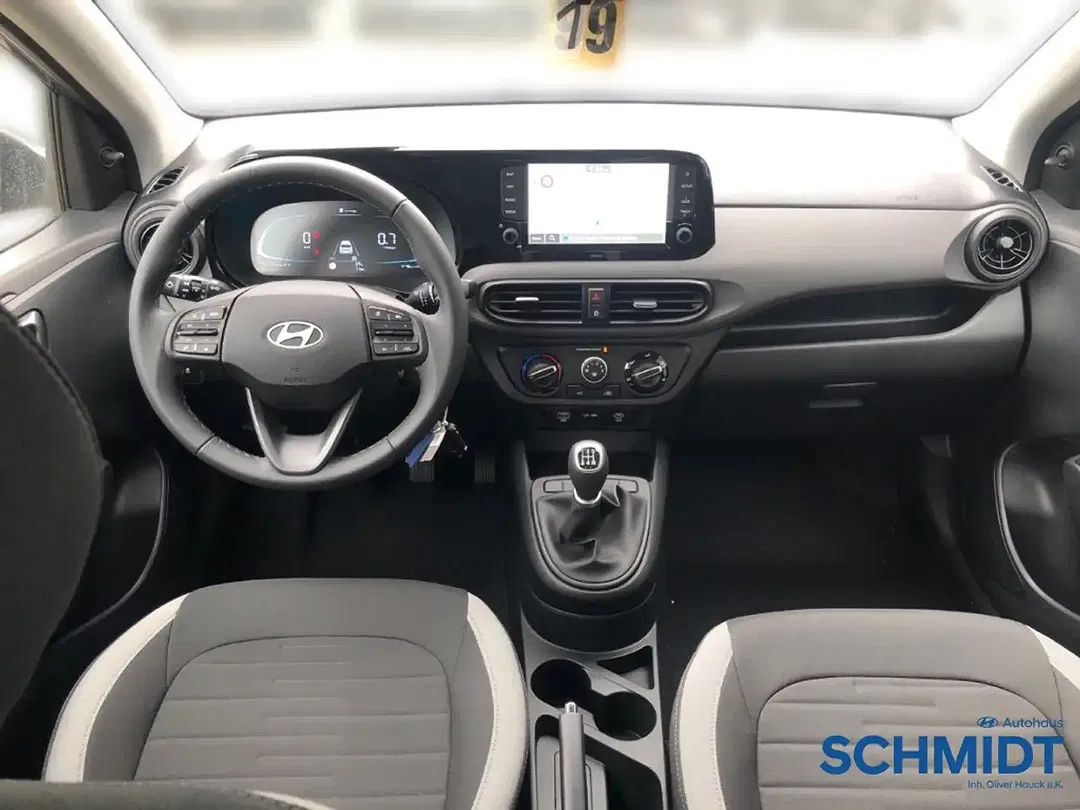 Hyundai i10 - Thumbnail 11