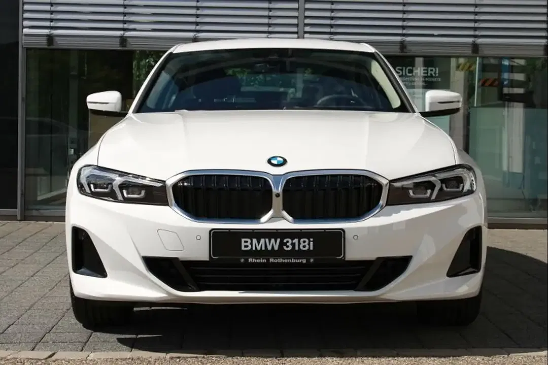 BMW 318 - Thumbnail 3