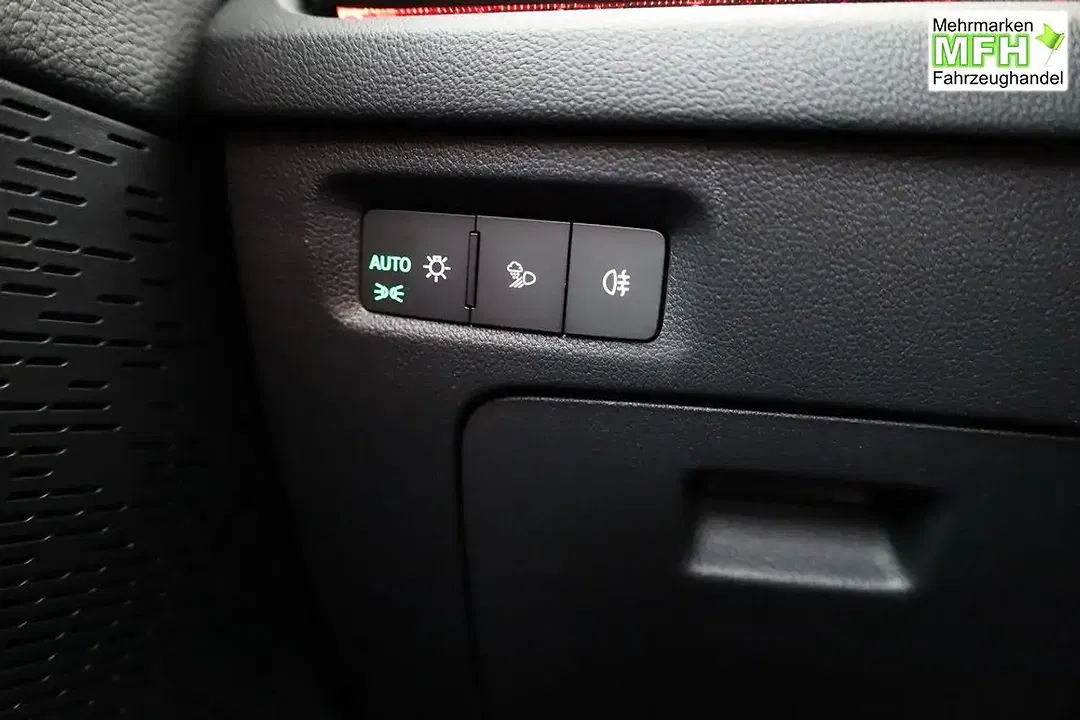Skoda Octavia - Thumbnail 8