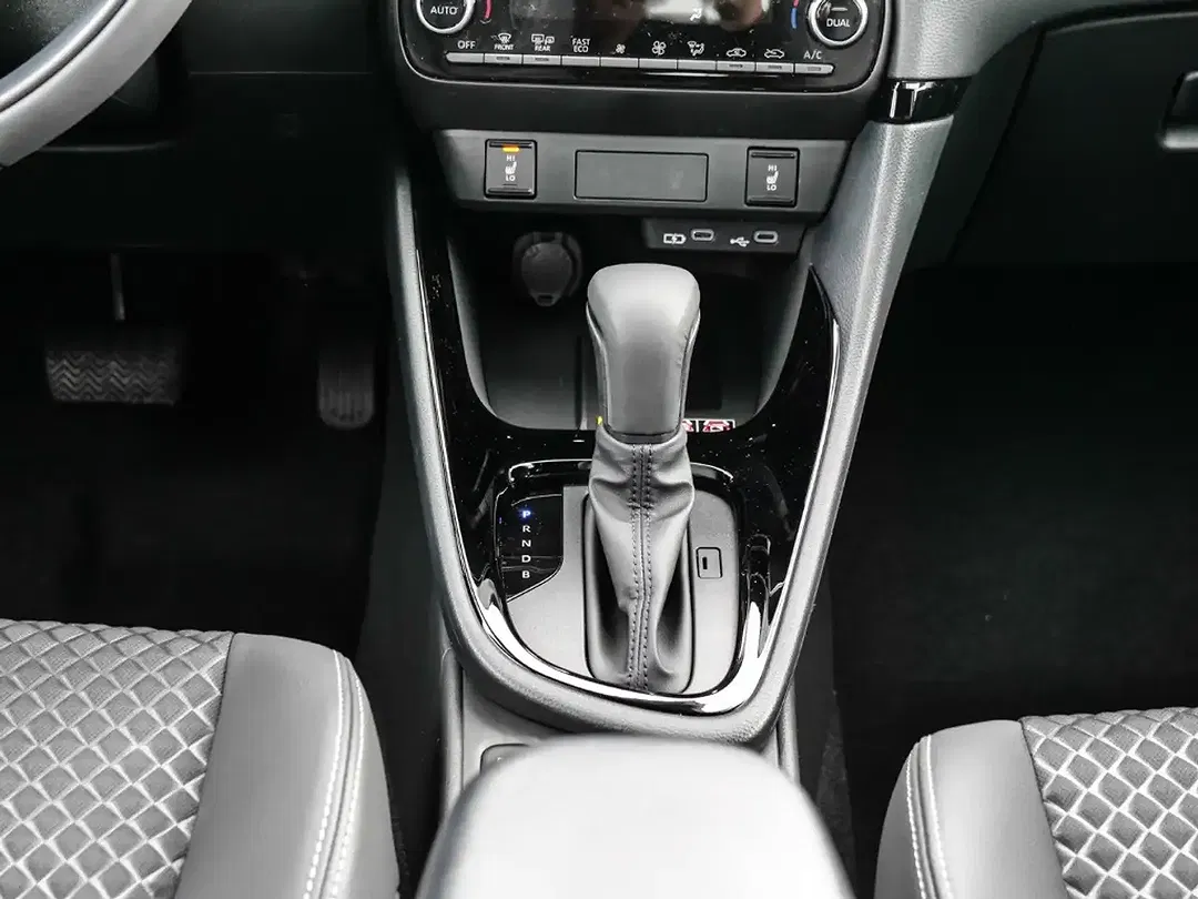 Mazda 2 - Thumbnail 11