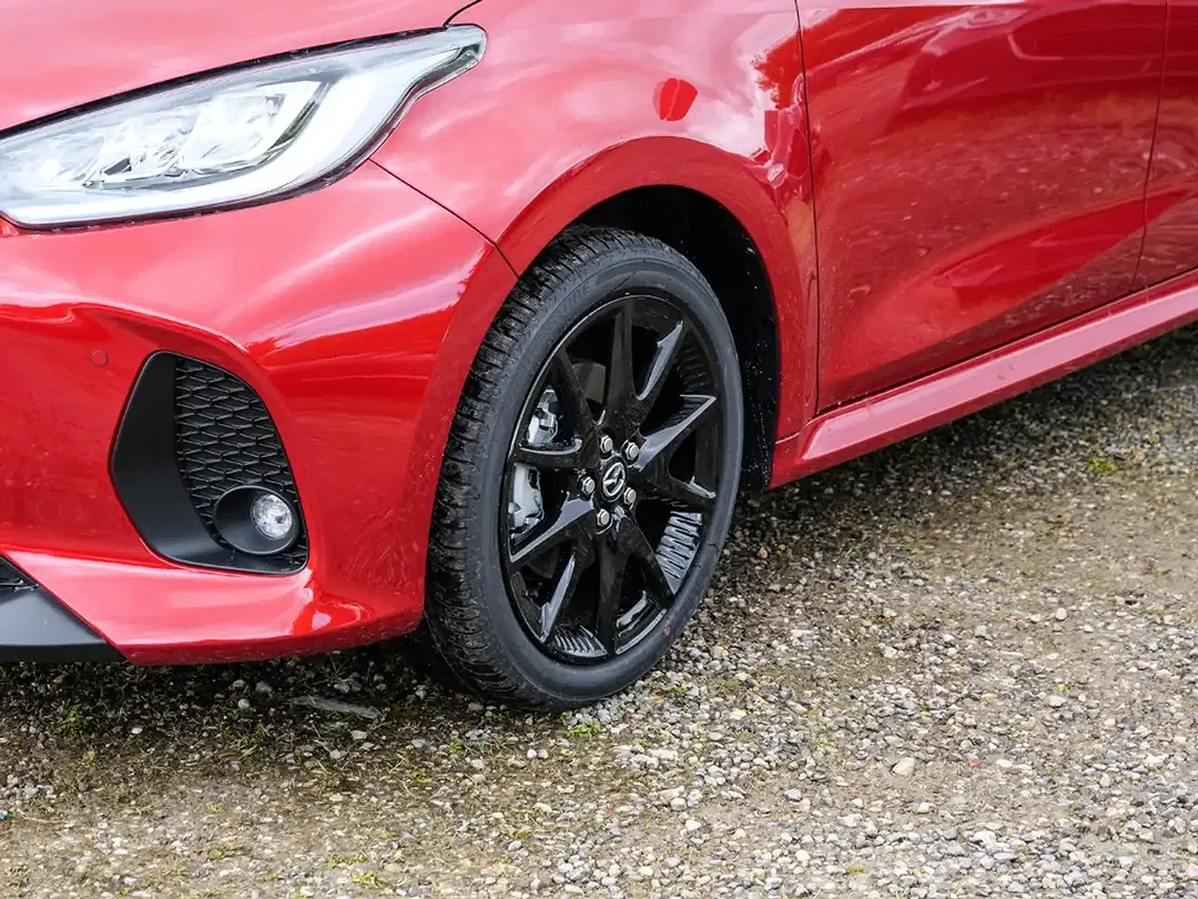 Mazda 2 - Thumbnail 3