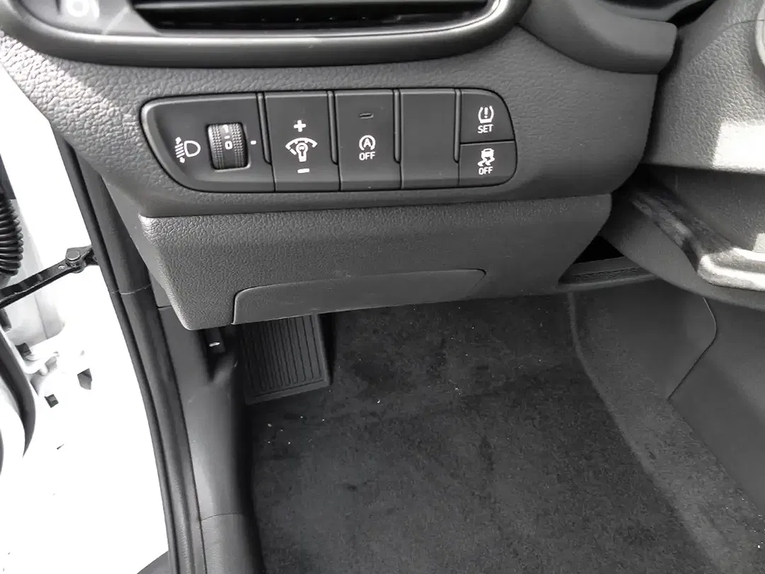 Hyundai i30 - Thumbnail 10