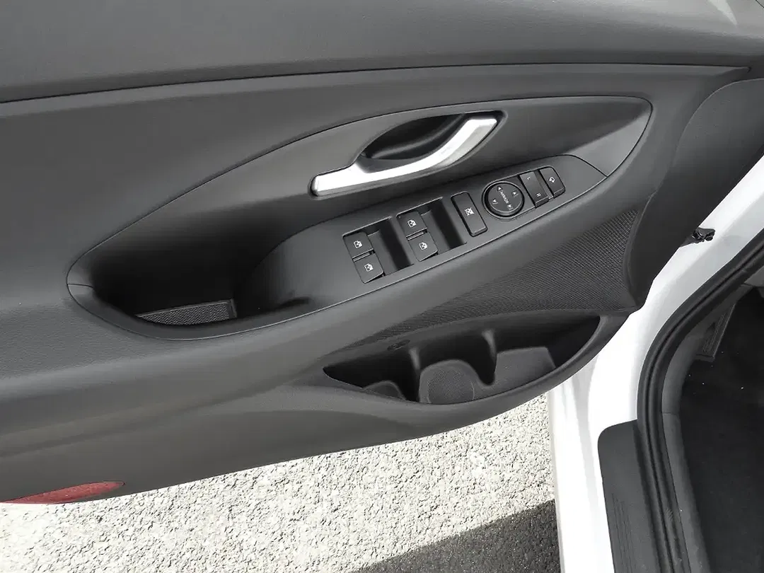 Hyundai i30 - Thumbnail 14