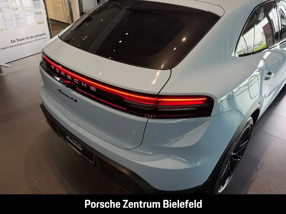 Porsche Macan - Thumbnail 14