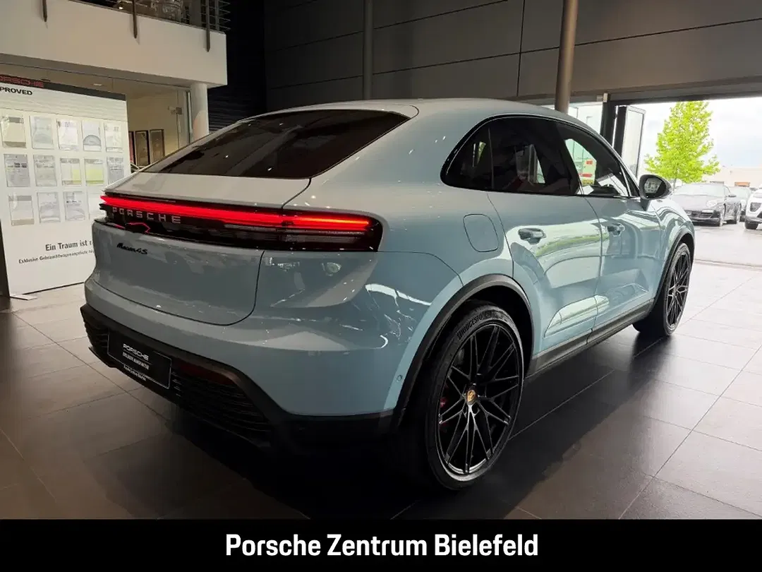 Porsche Macan - Thumbnail 5