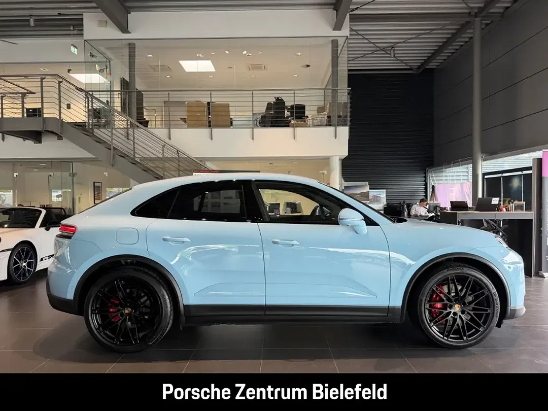 Porsche Macan - Thumbnail 6