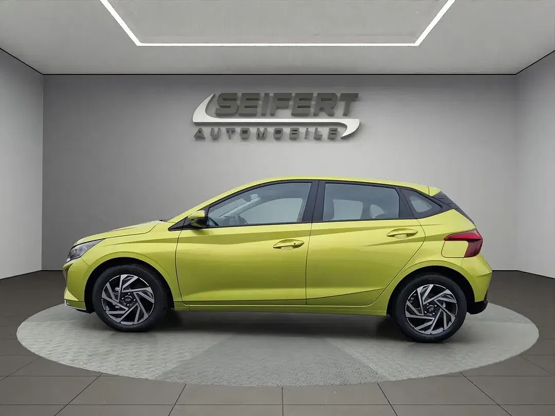 Hyundai i20 - Thumbnail 2