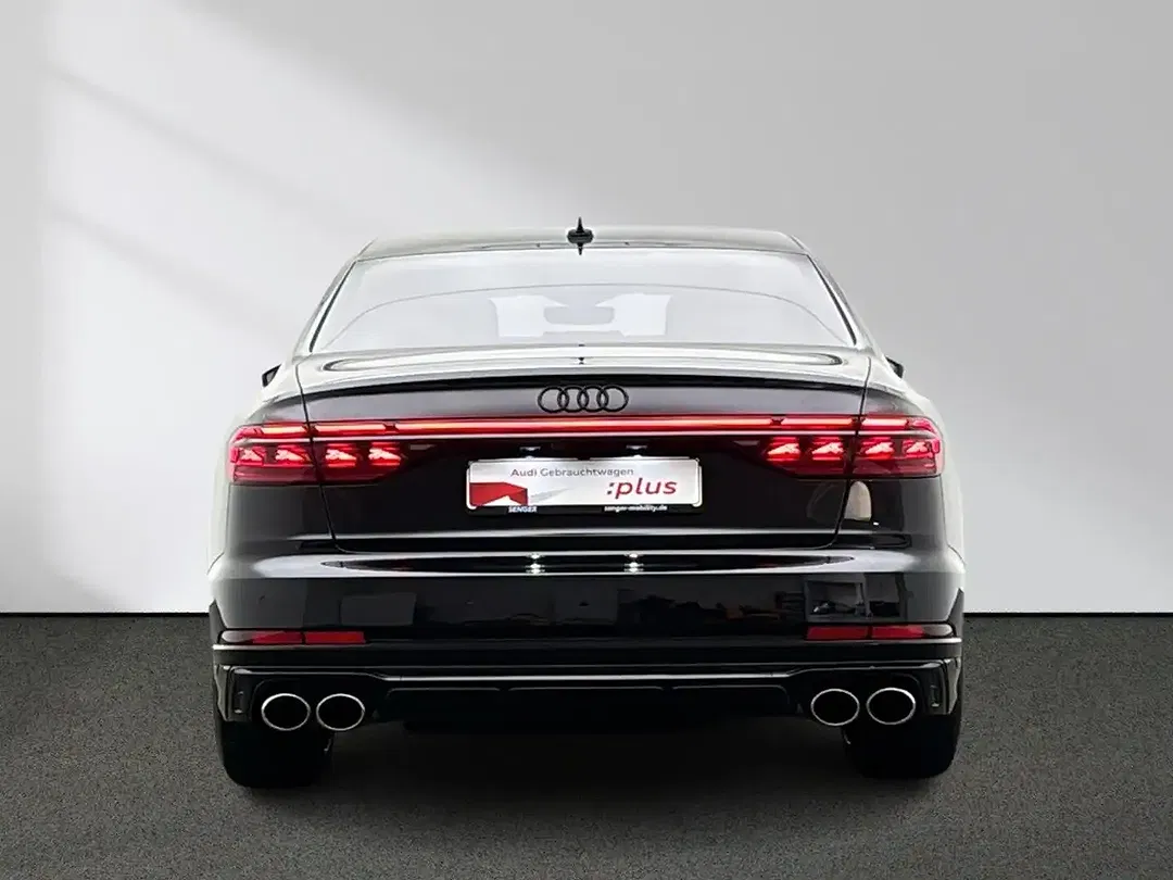 Audi S8 - Thumbnail 5
