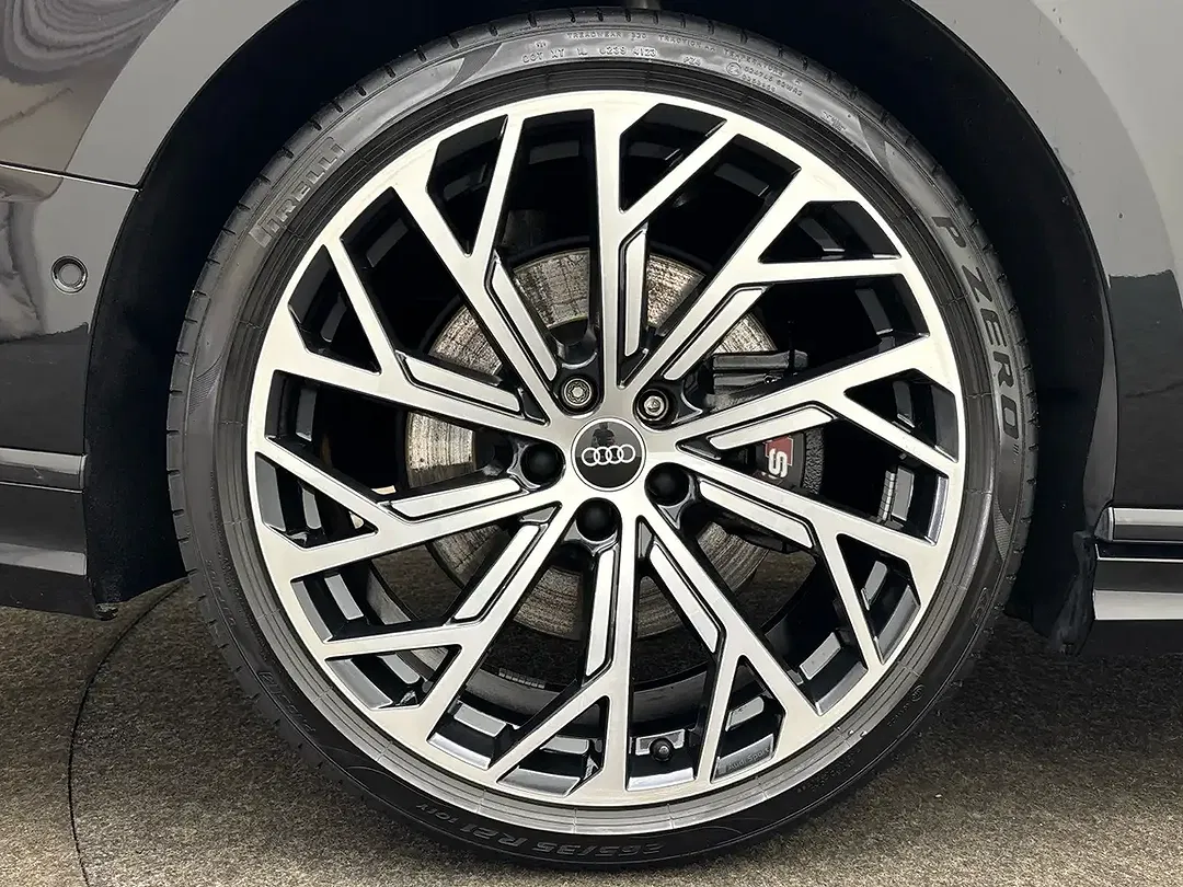 Audi S8 - Thumbnail 7