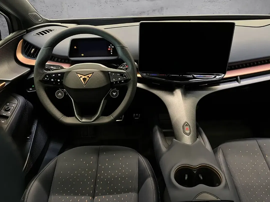CUPRA Tavascan - Thumbnail 12