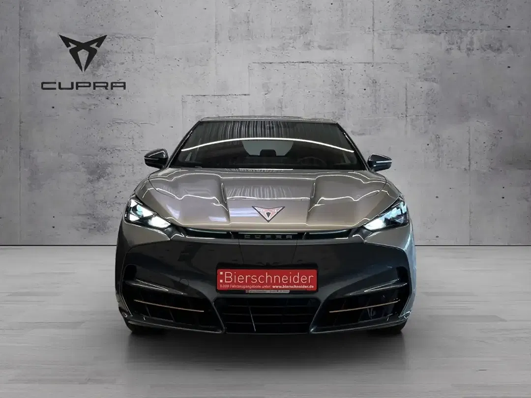 CUPRA Tavascan - Thumbnail 2