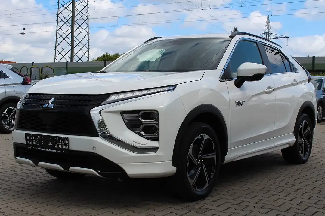 Mitsubishi Eclipse Cross - Thumbnail 2