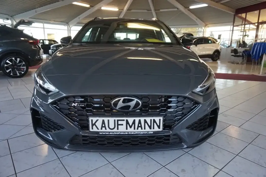 Hyundai i30 - Thumbnail 2