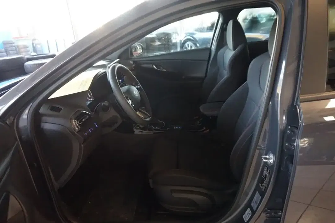 Hyundai i30 - Thumbnail 8