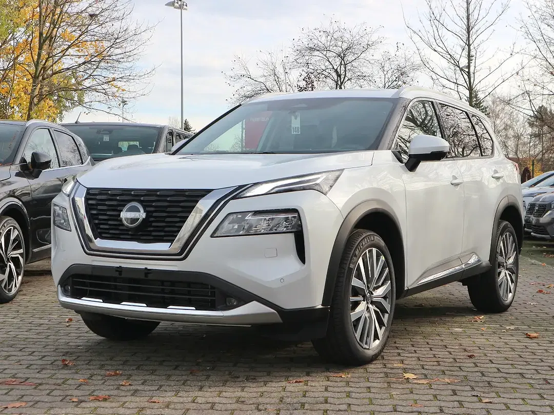 Nissan X-Trail - Thumbnail 2