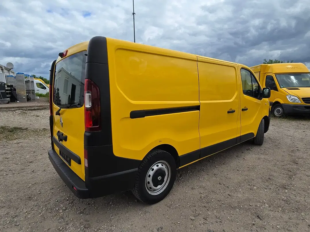 Renault Trafic - Thumbnail 3