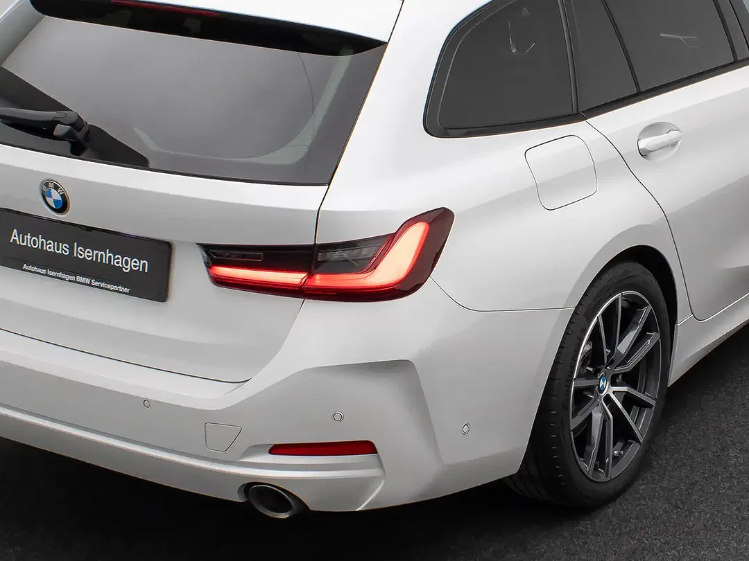 BMW 330 - Thumbnail 17