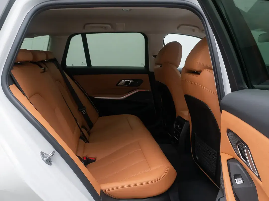 BMW 330 - Thumbnail 27