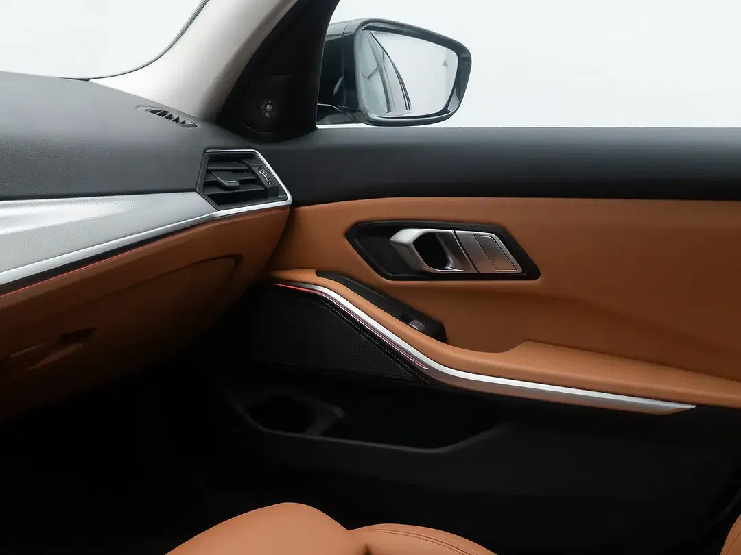 BMW 330 - Thumbnail 33