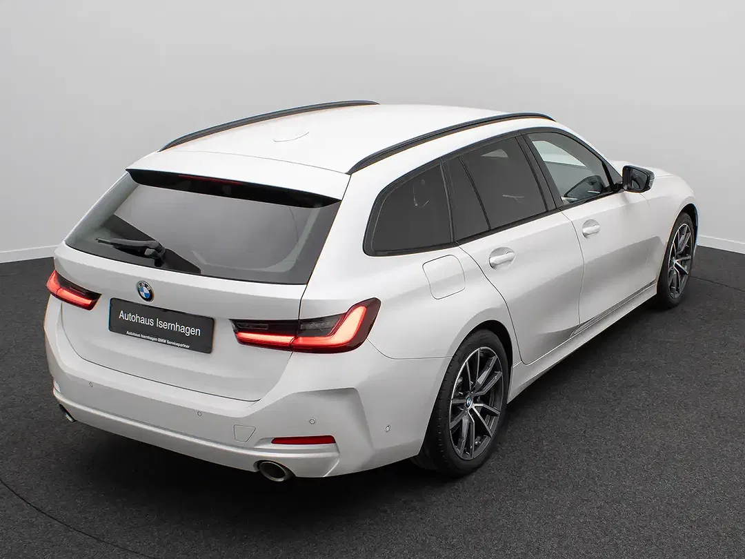 BMW 330 - Thumbnail 7