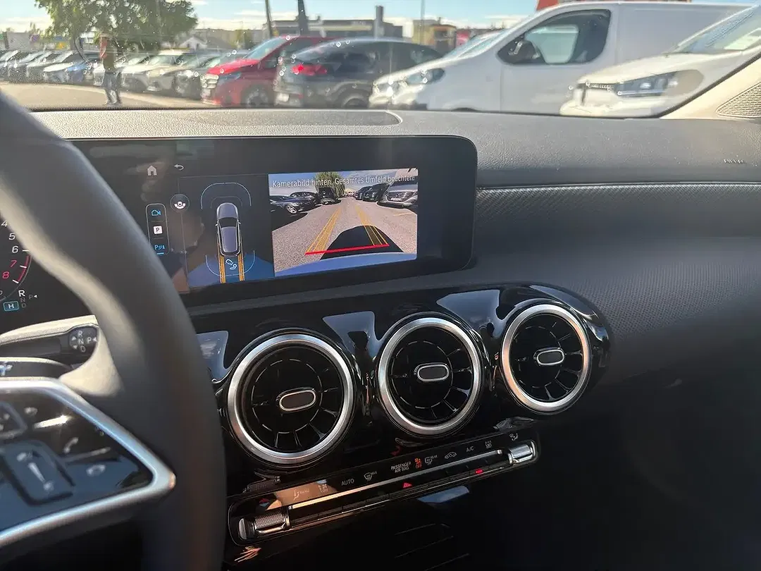 Mercedes-Benz A 250 - Thumbnail 14