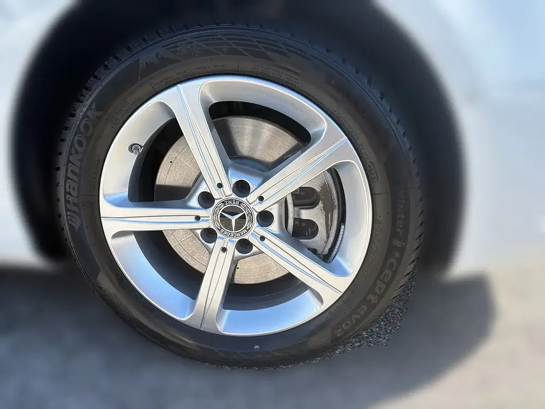 Mercedes-Benz A 250 - Thumbnail 8