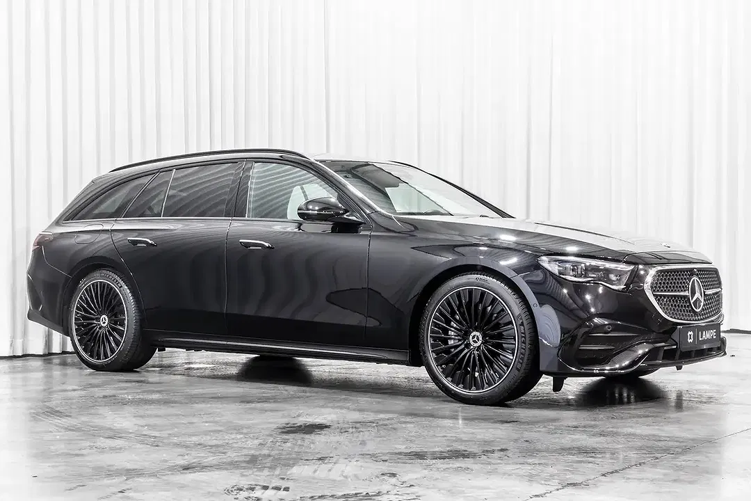 Mercedes-Benz E 300 - Thumbnail 6