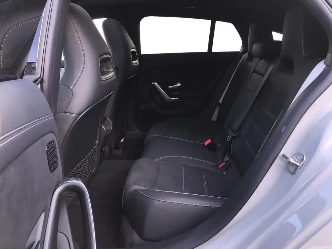 Mercedes-Benz CLA 220 - Thumbnail 7
