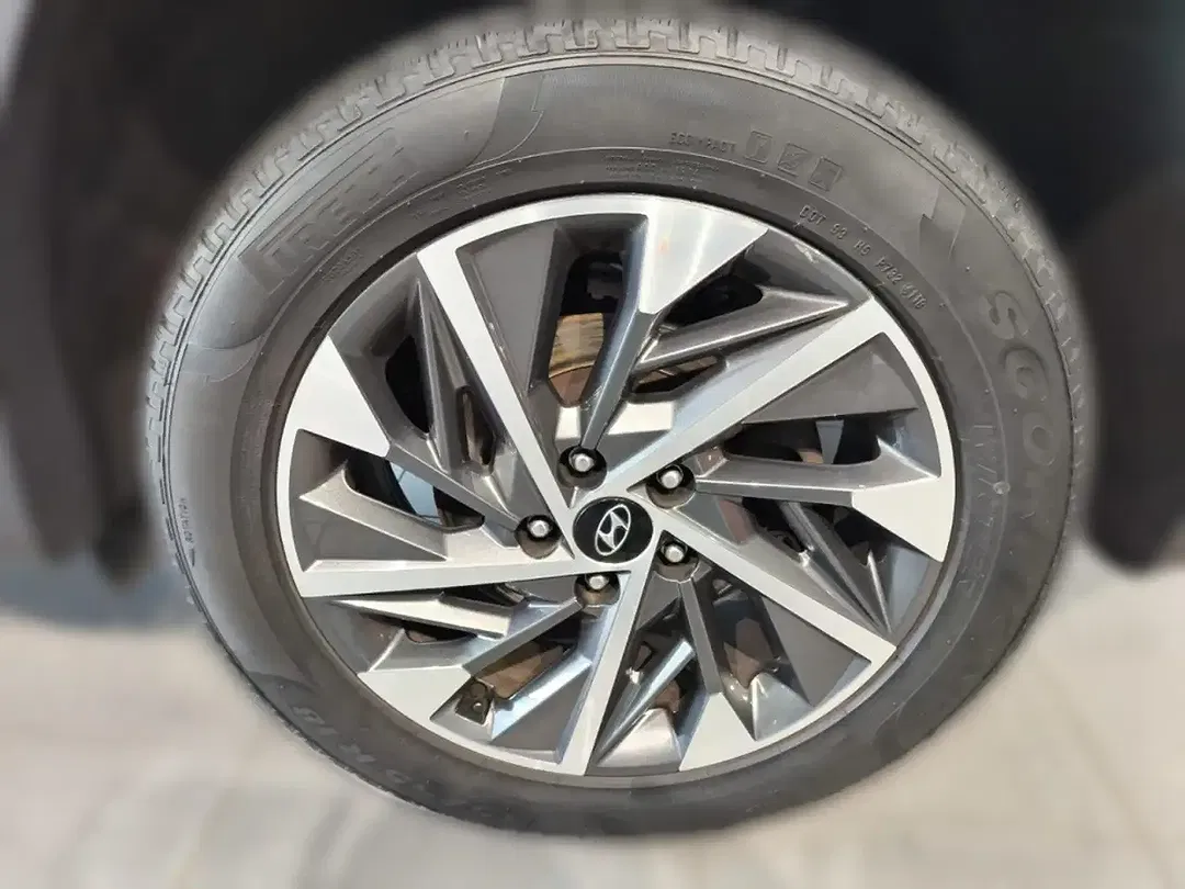 Hyundai TUCSON - Thumbnail 7