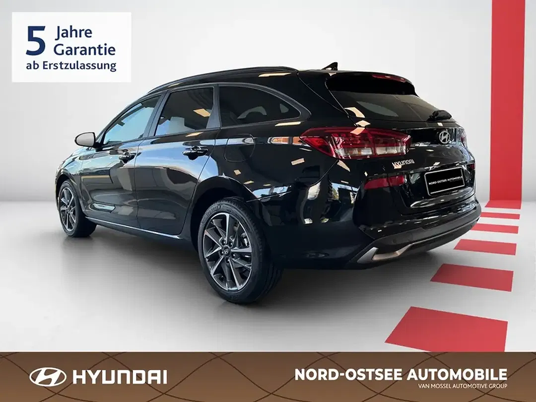 Hyundai i30 - Thumbnail 3