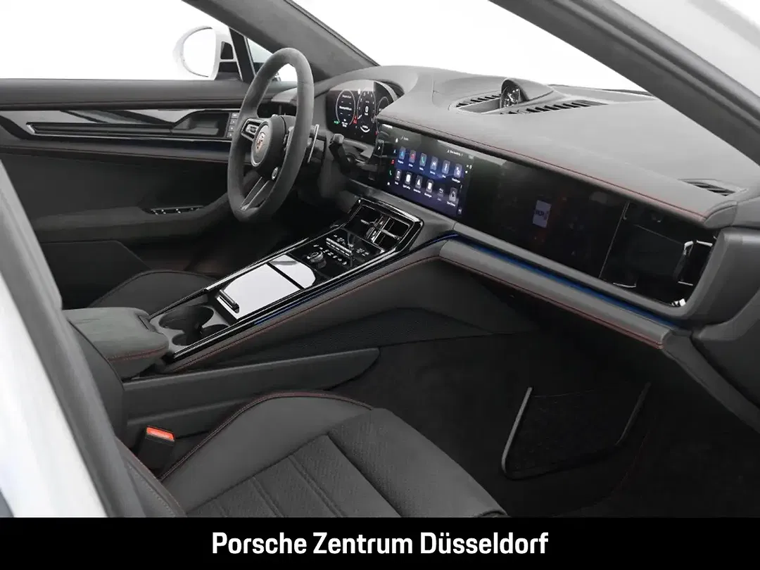 Porsche Panamera - Thumbnail 12