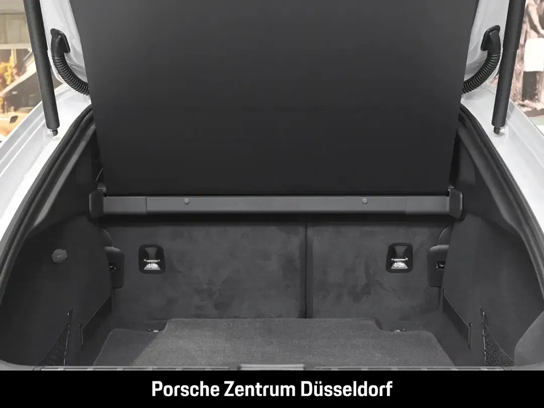Porsche Panamera - Thumbnail 8