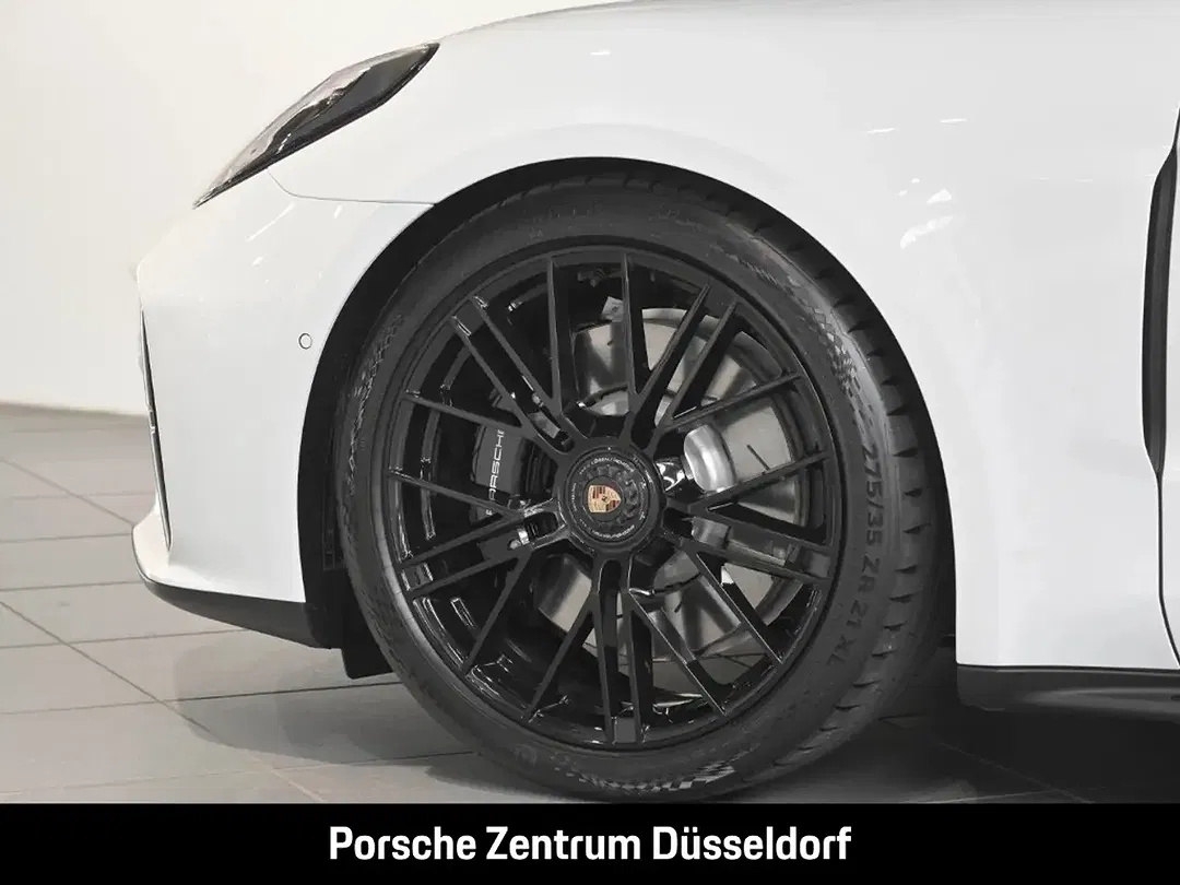 Porsche Panamera - Thumbnail 9