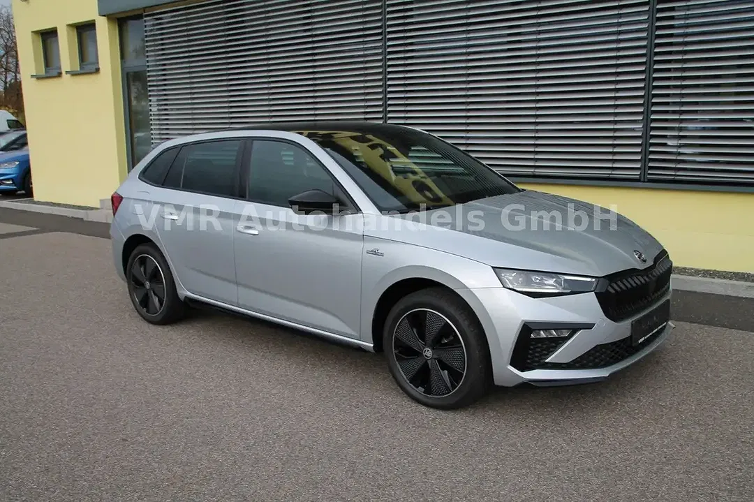 Skoda Scala - Thumbnail 2