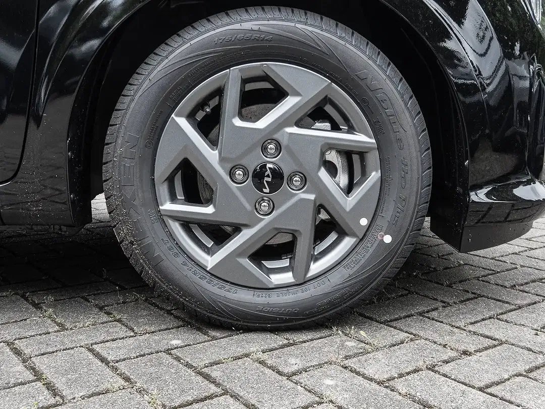 Kia Picanto - Thumbnail 3