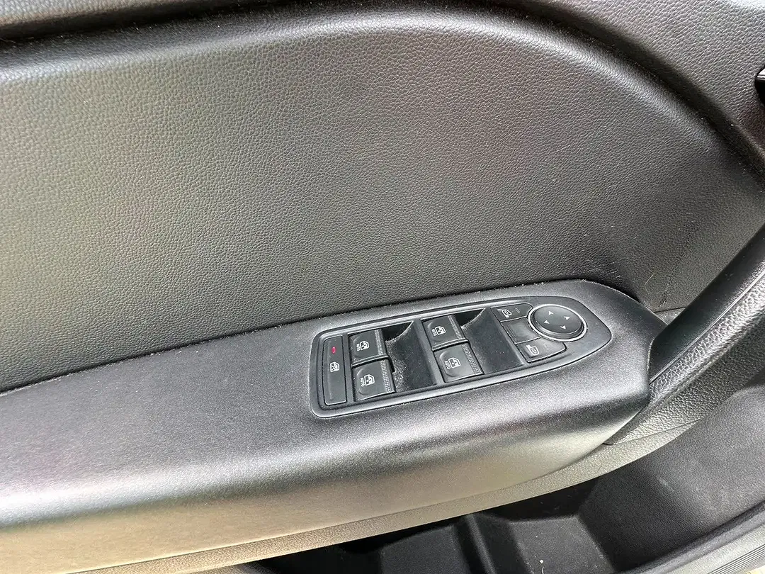 Renault Captur - Thumbnail 10